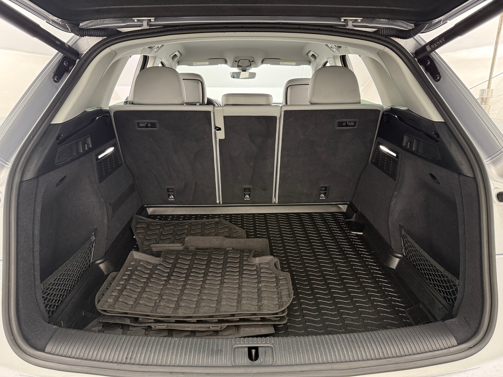 Thumbnail: 2023 Audi Q5 - 6