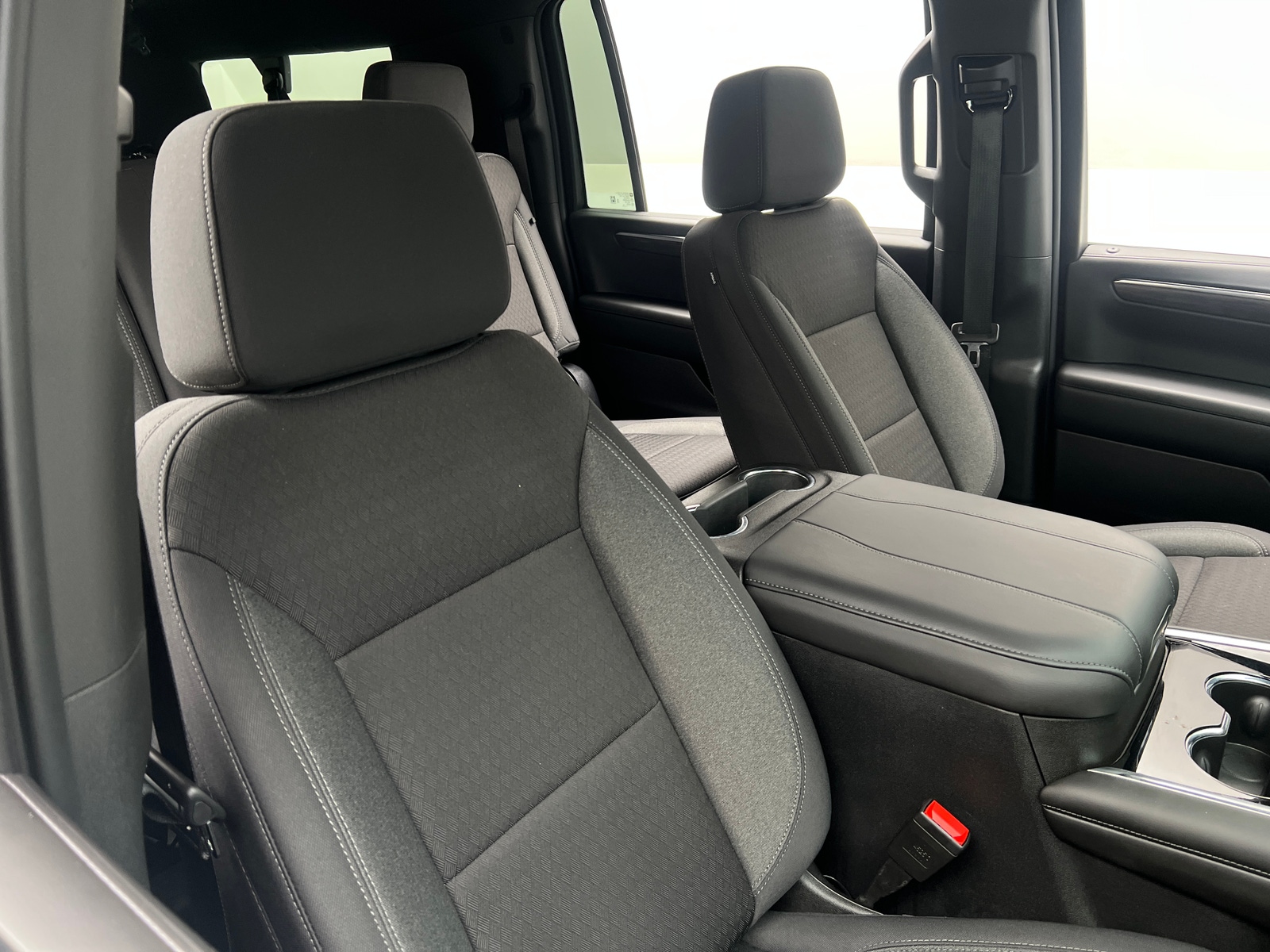 Thumbnail: 2025 Chevrolet Suburban - 2