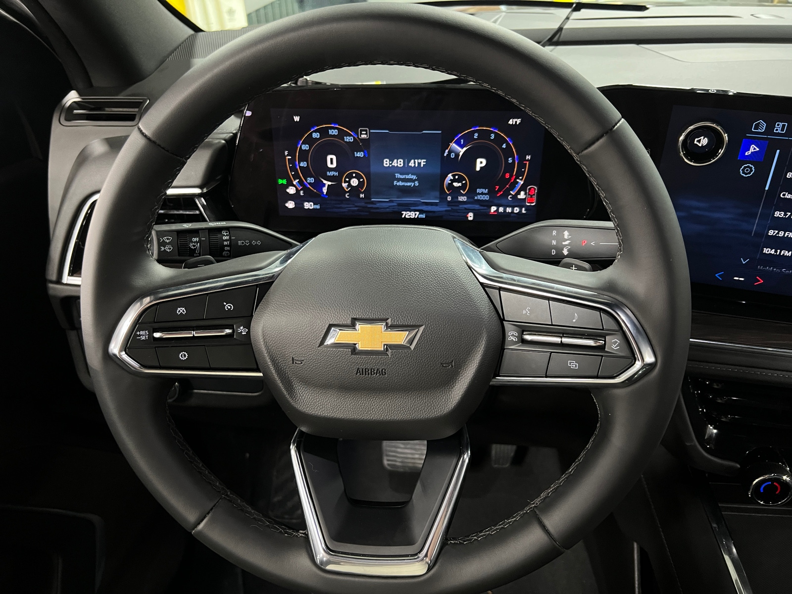 Thumbnail: 2025 Chevrolet Suburban - 5