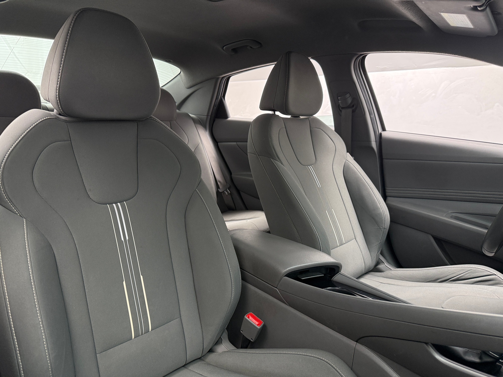 Thumbnail: 2023 Hyundai Elantra - 2