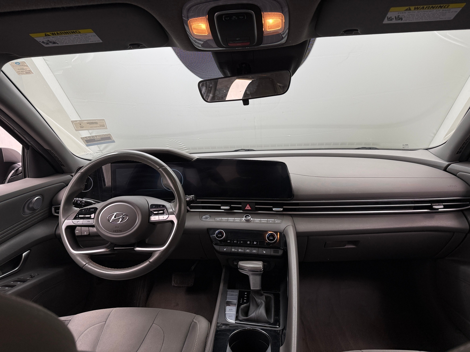 Thumbnail: 2023 Hyundai Elantra - 3