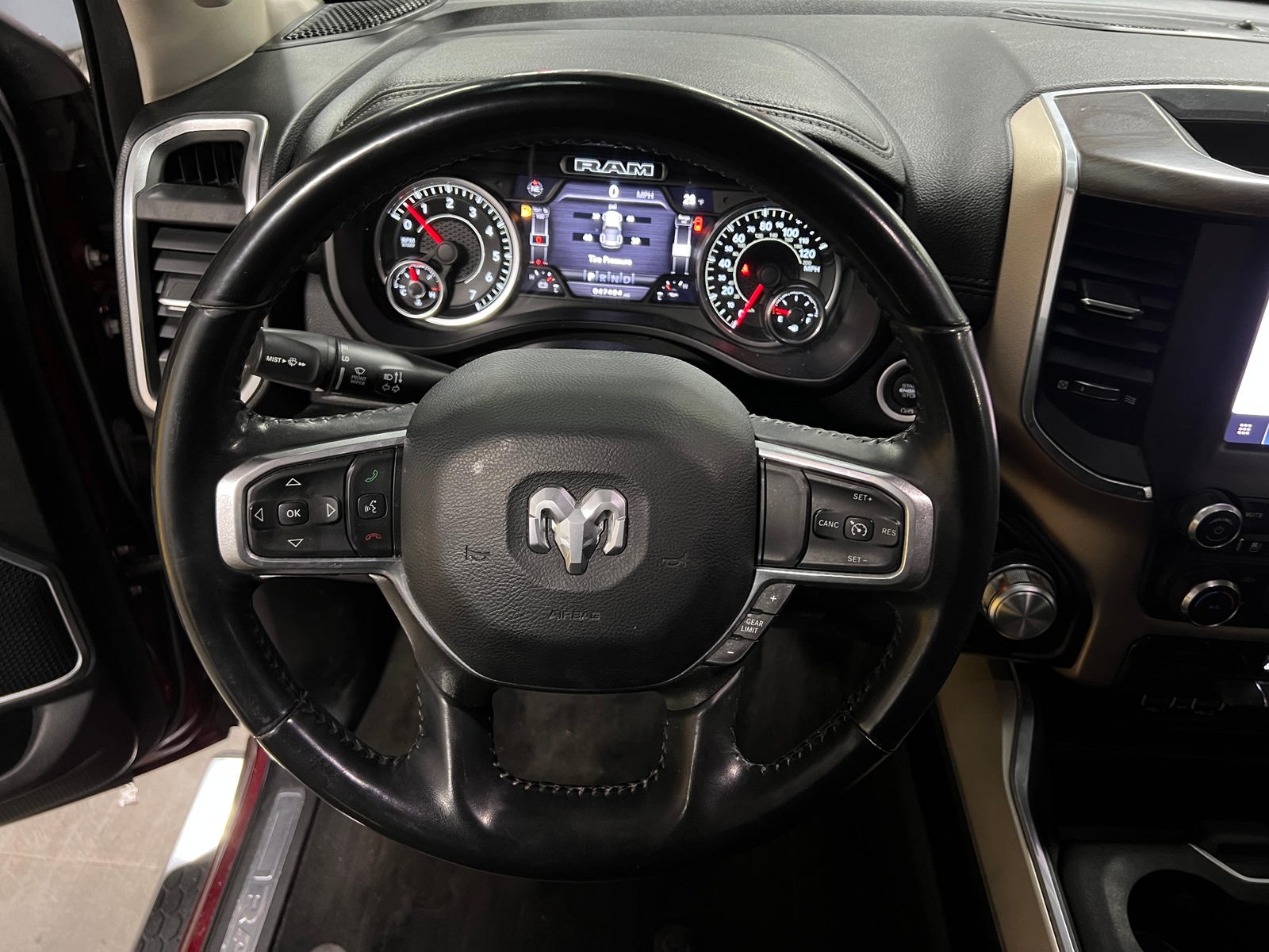 Thumbnail: 2022 RAM 1500 - 4