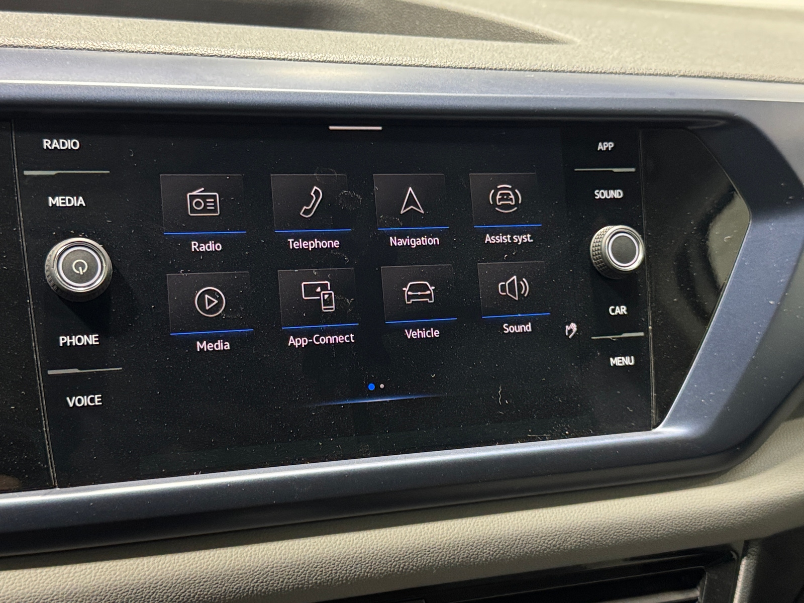 Thumbnail: 2022 Volkswagen Taos - 4