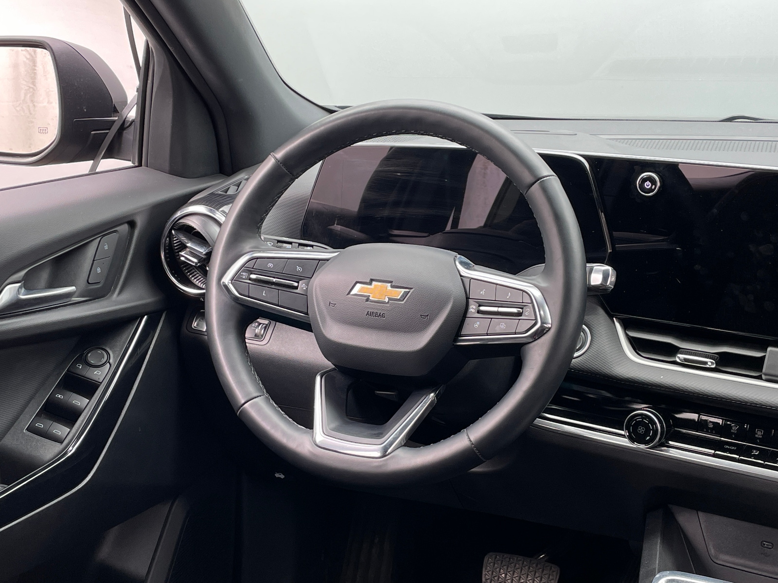 Thumbnail: 2025 Chevrolet Equinox - 5