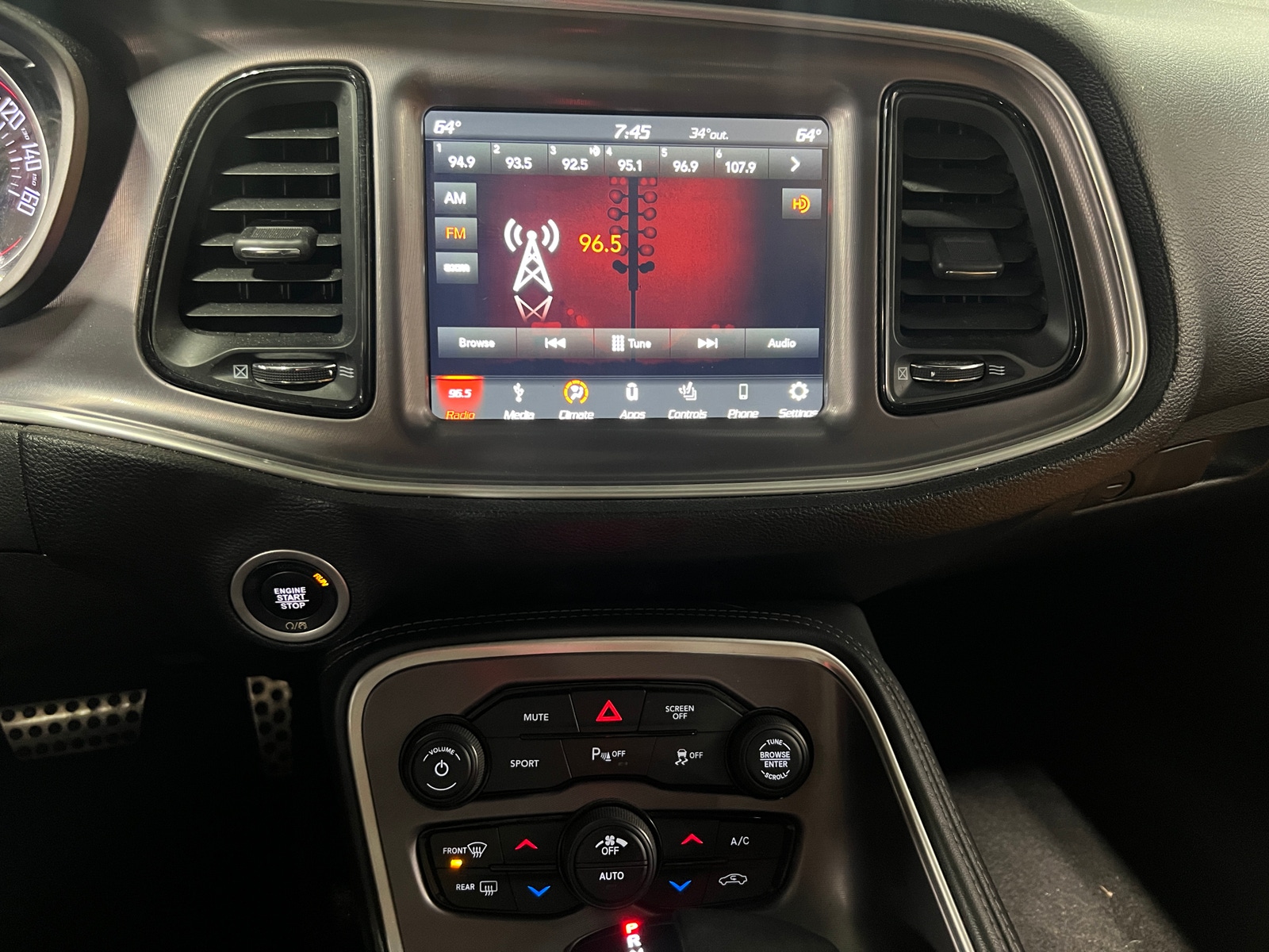 Thumbnail: 2019 Dodge Challenger - 2