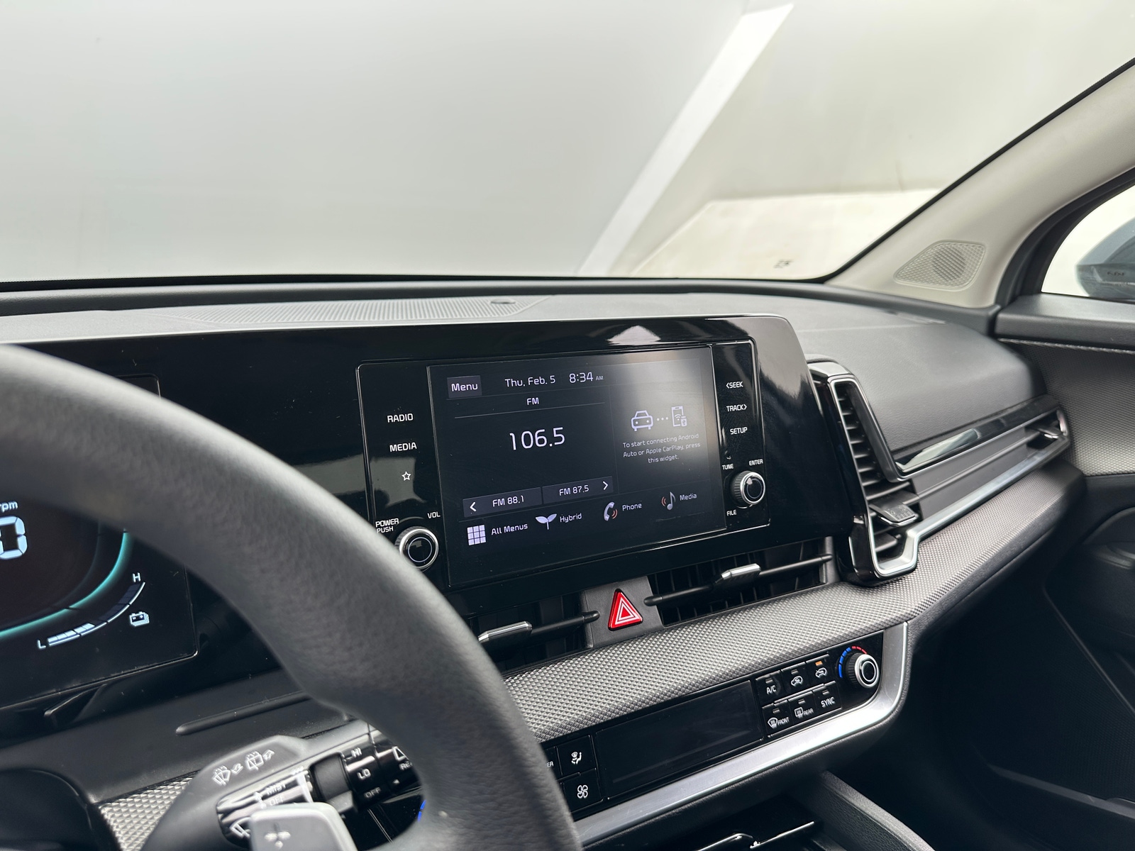 Thumbnail: 2023 Kia Sportage - 4