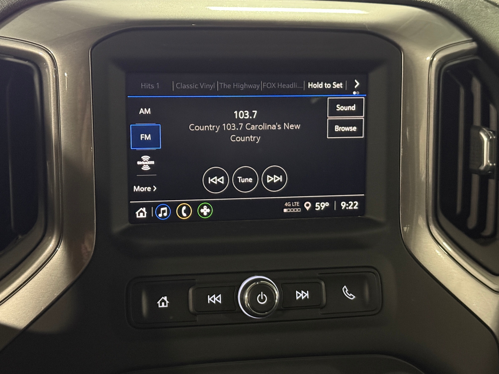 Thumbnail: 2024 Chevrolet Silverado 1500 - 4