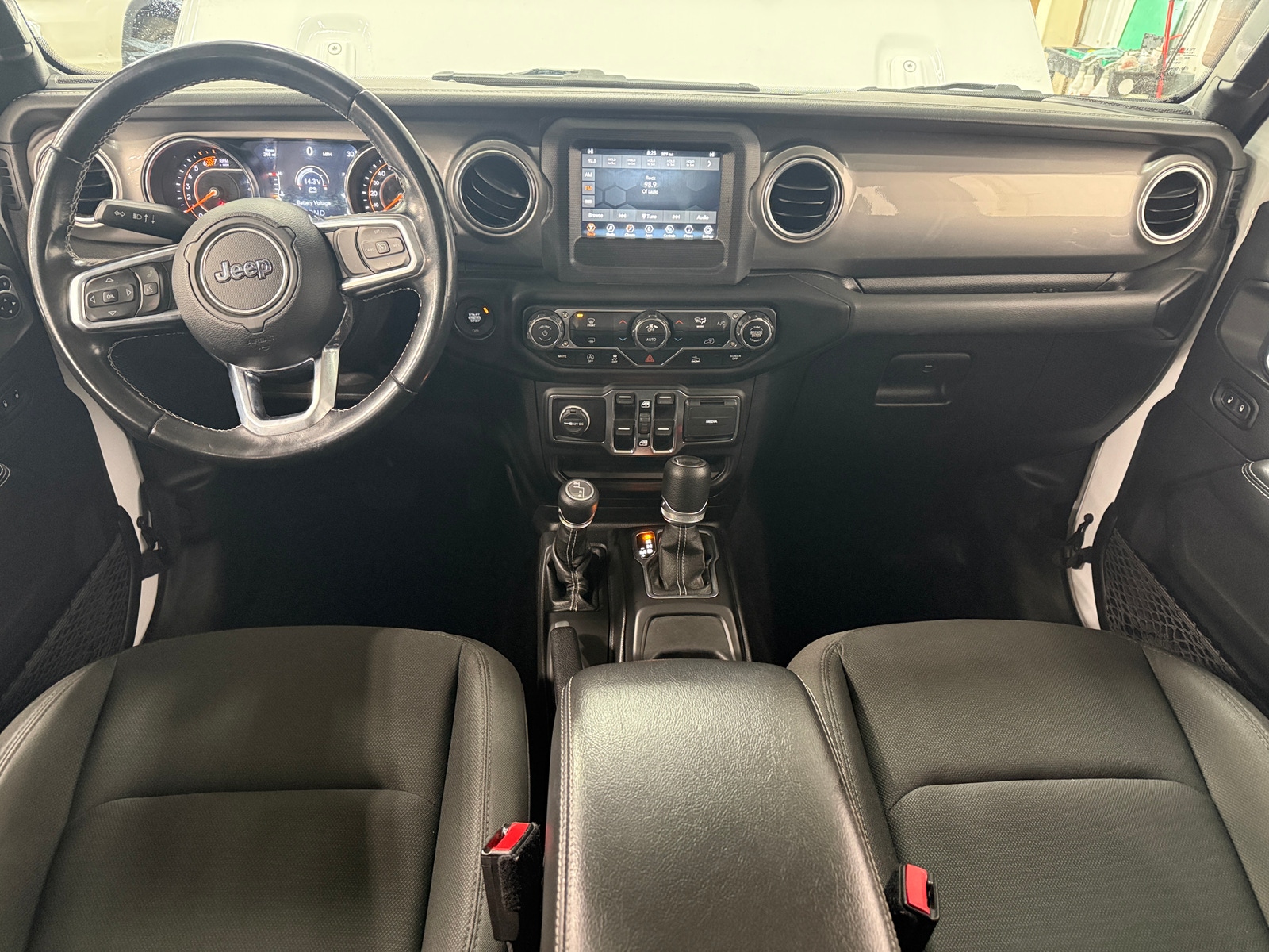 Thumbnail: 2021 Jeep Wrangler - 3