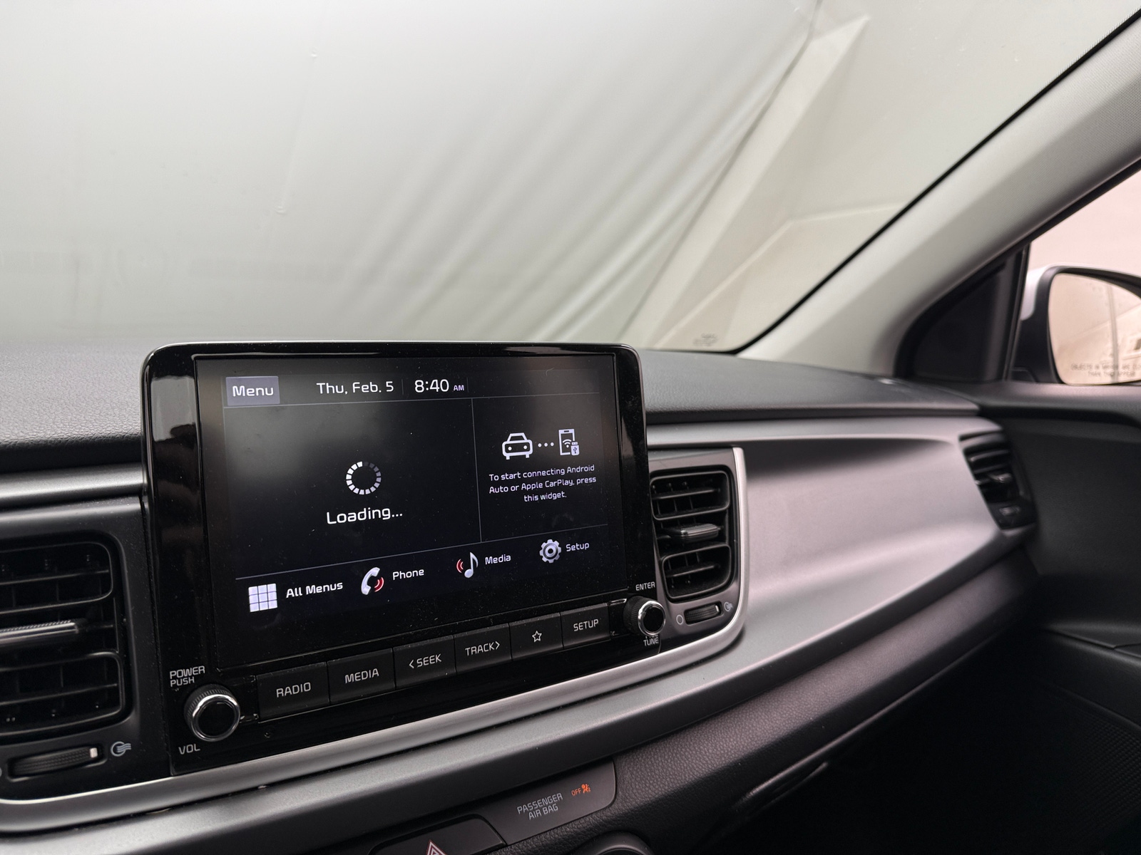 Thumbnail: 2023 Kia Rio - 4