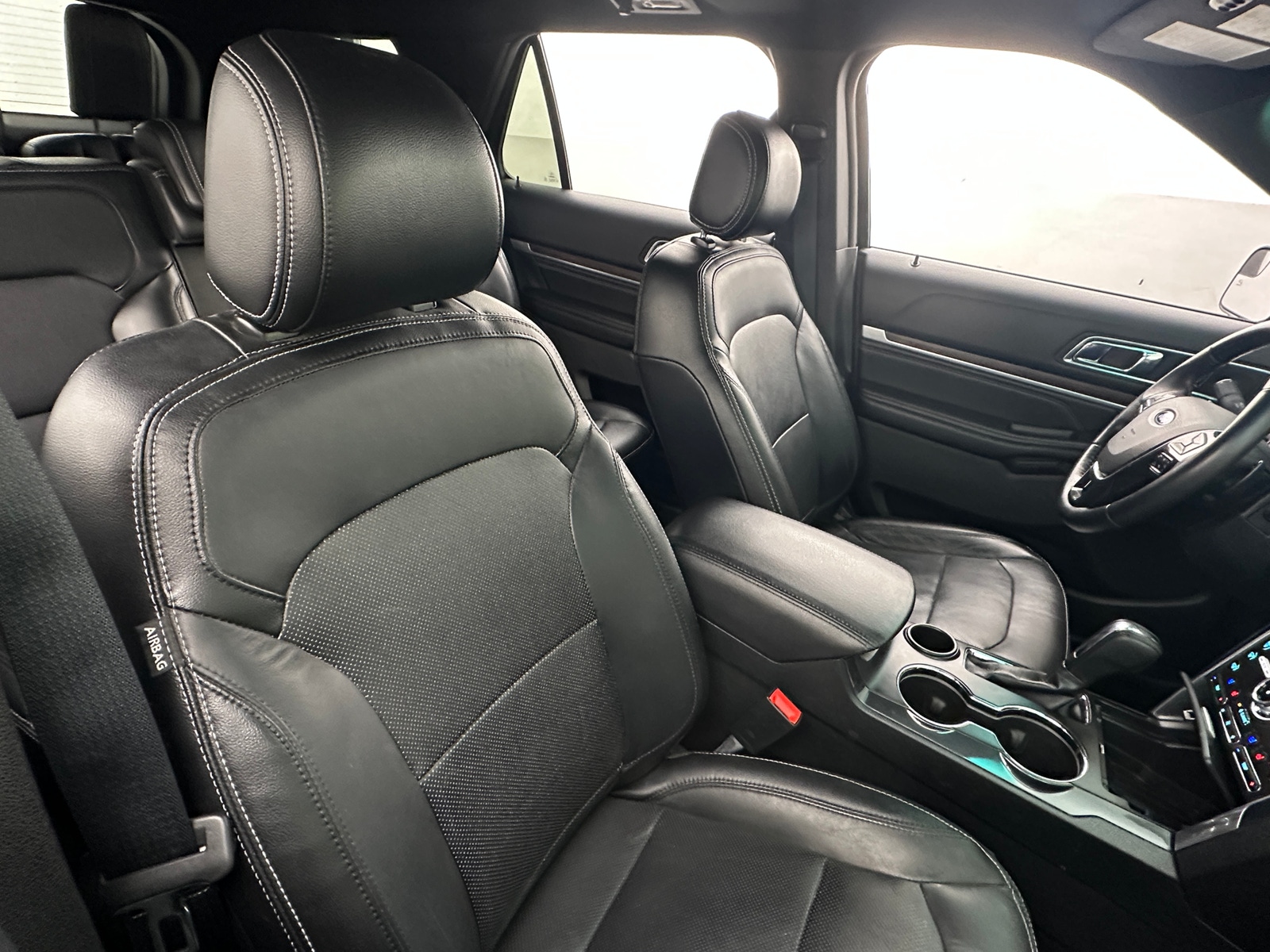 Thumbnail: 2016 Ford Explorer - 2