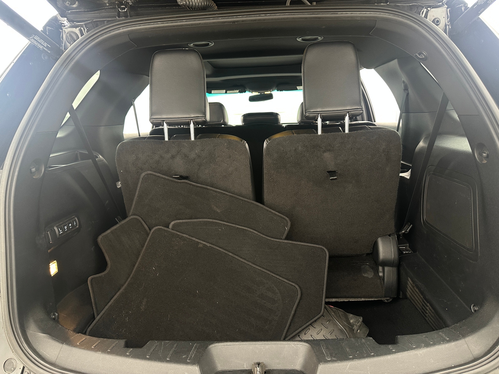 Thumbnail: 2016 Ford Explorer - 7