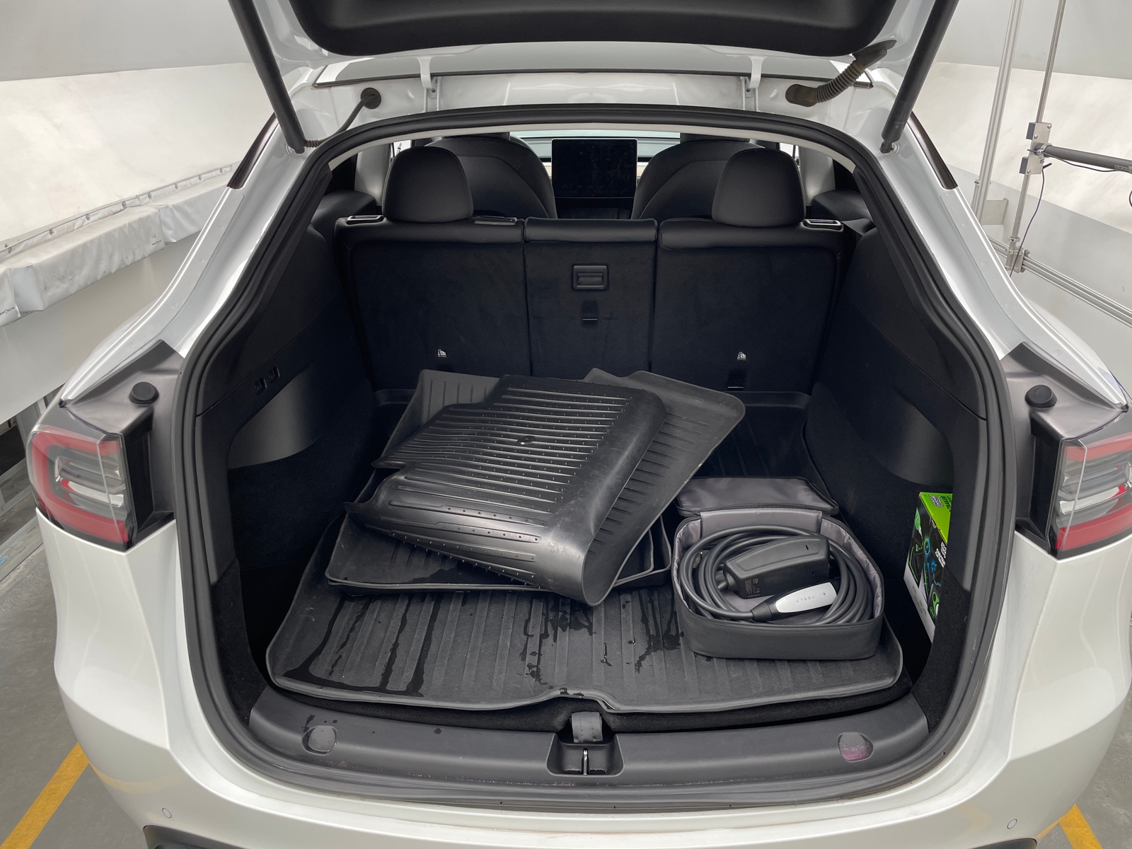 Thumbnail: 2022 Tesla Model Y - 6