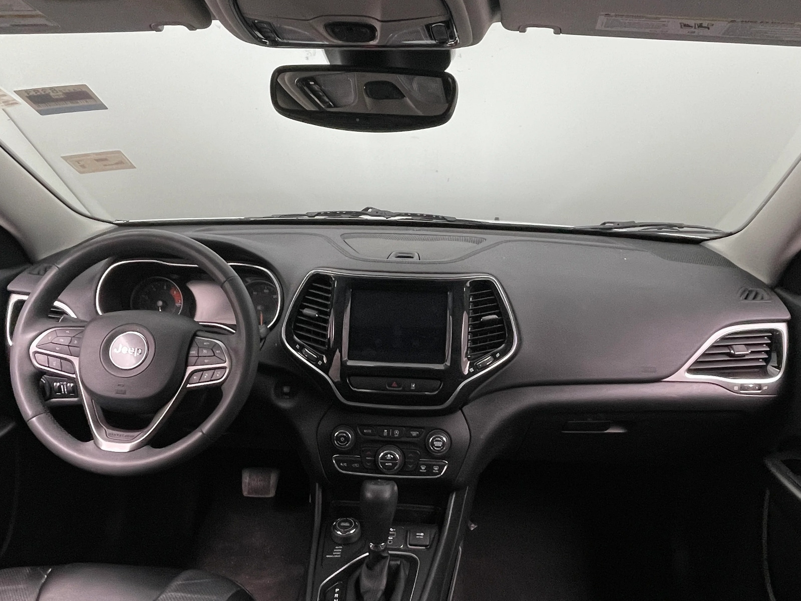 Thumbnail: 2022 Jeep Cherokee - 2