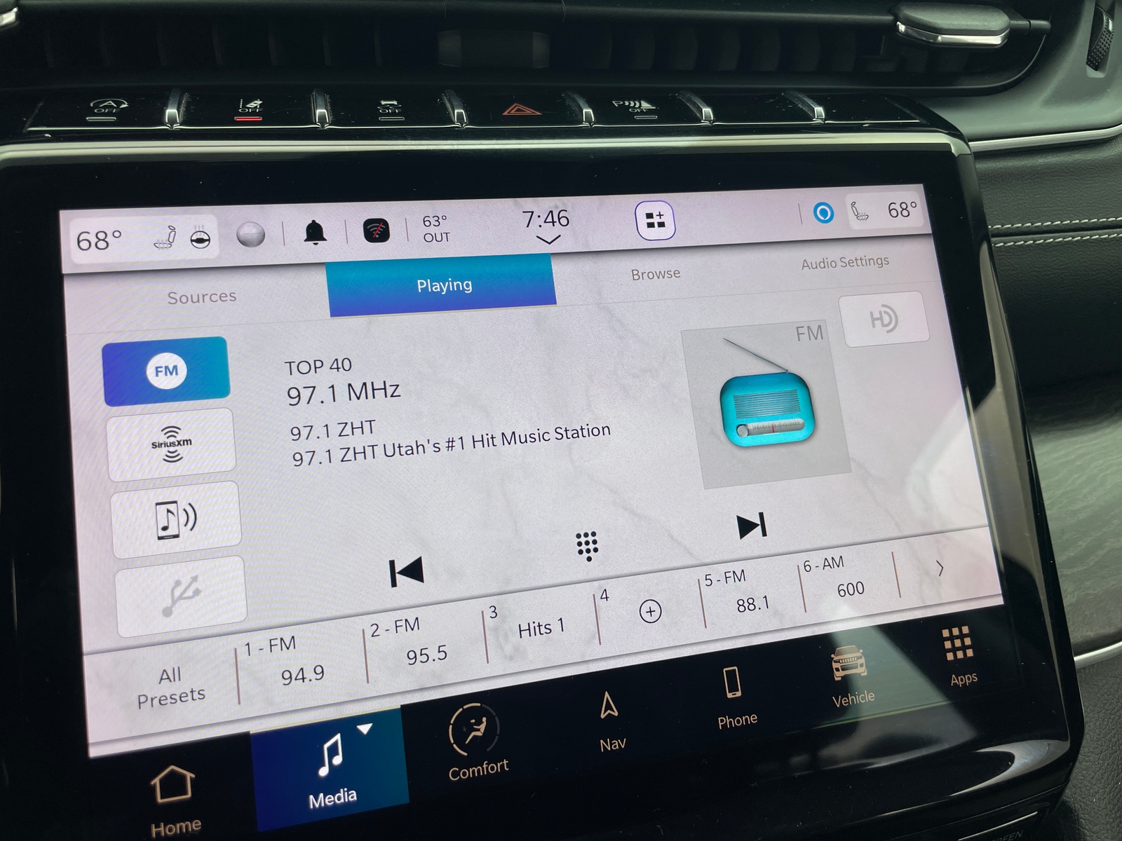 Thumbnail: 2023 Jeep Grand Cherokee - 3