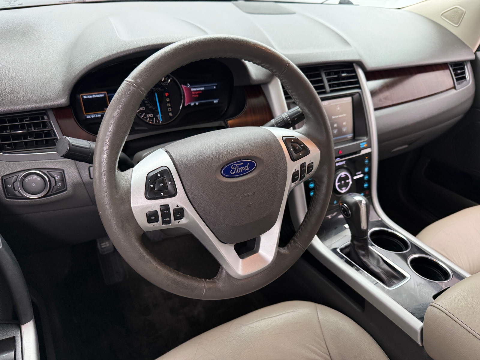 Thumbnail: 2014 Ford Edge - 4