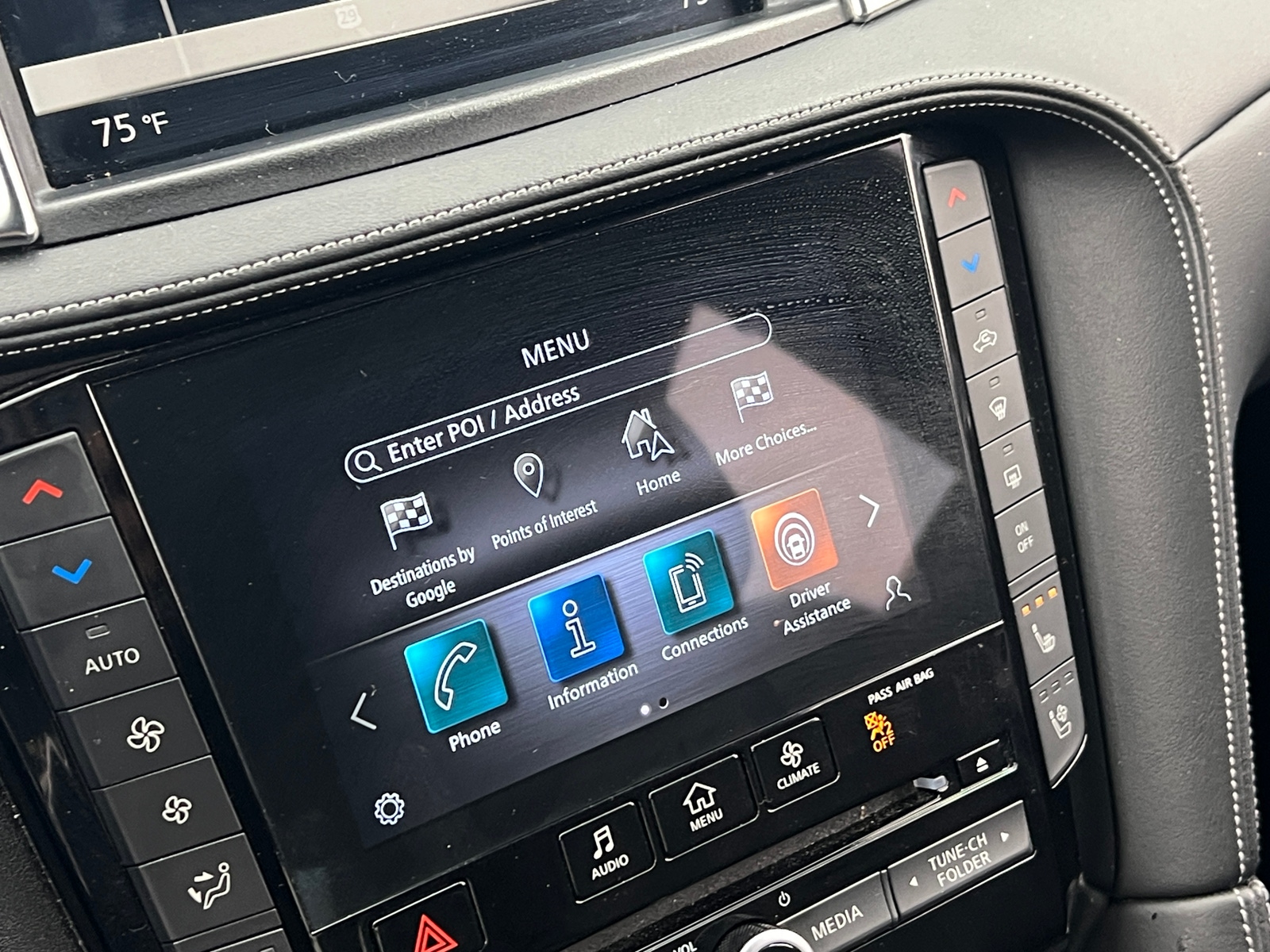 Thumbnail: 2022 INFINITI QX55 - 3