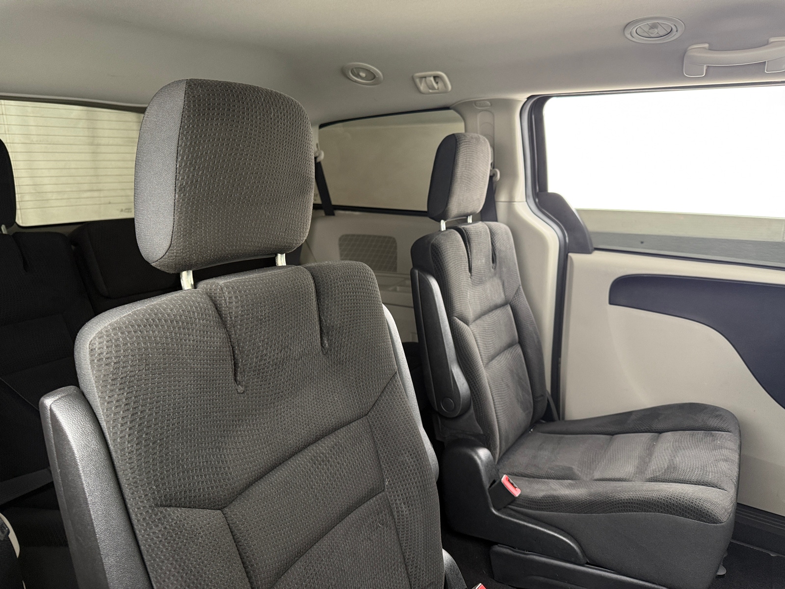 Thumbnail: 2019 Dodge Grand Caravan - 6