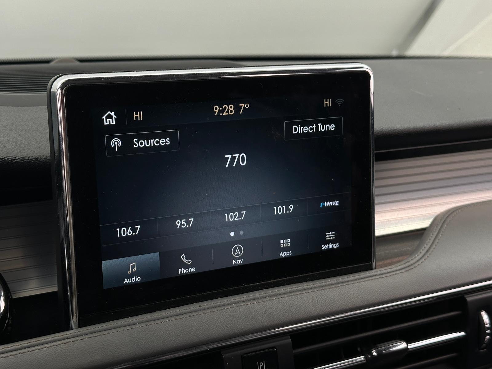 Thumbnail: 2020 Lincoln Corsair - 3