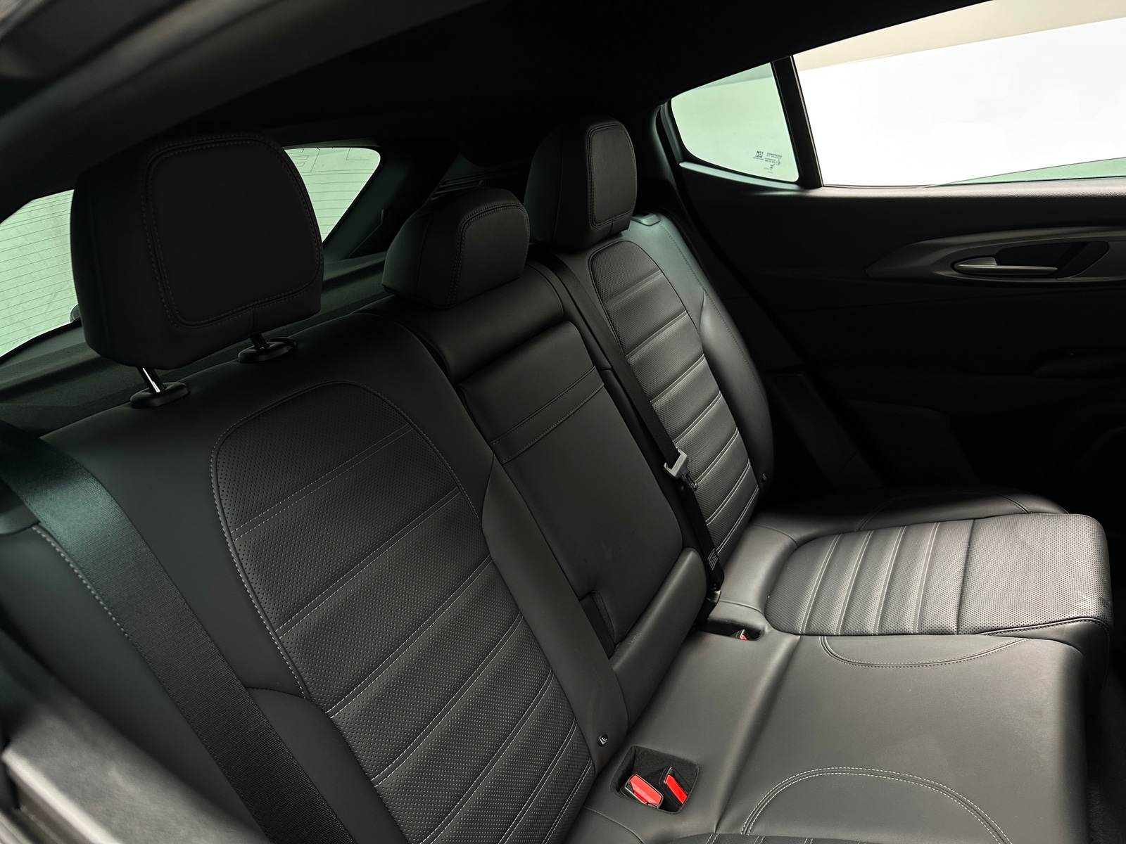 Thumbnail: 2024 Alfa Romeo Tonale - 5