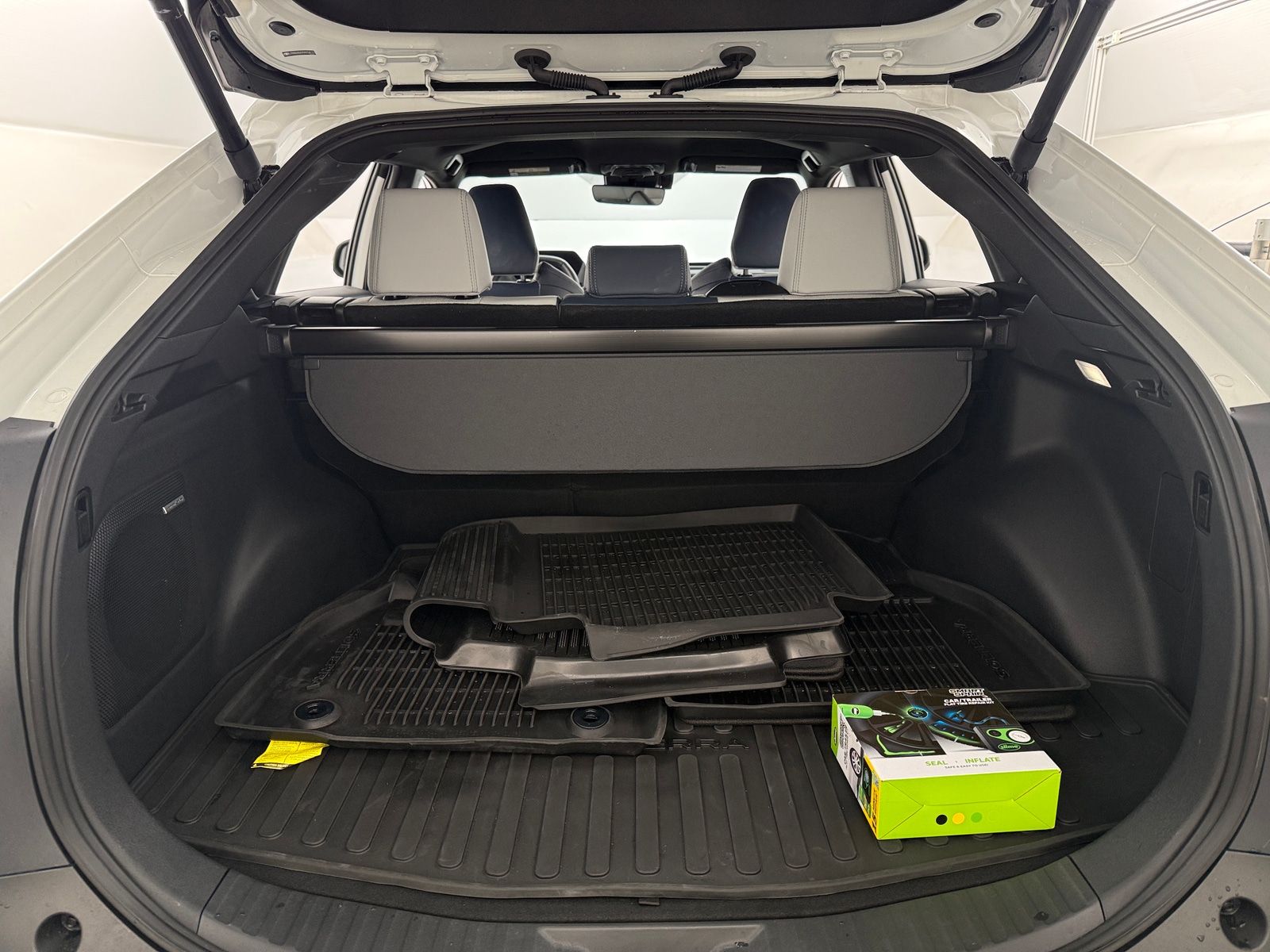 Thumbnail: 2024 Subaru Solterra - 7