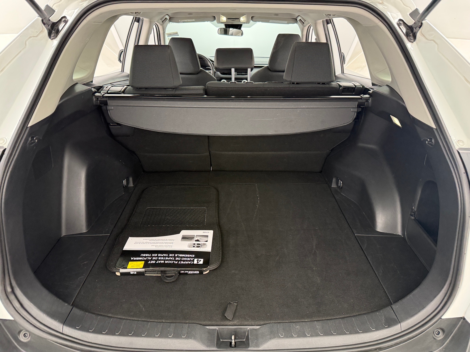 Thumbnail: 2024 Toyota RAV4 - 7