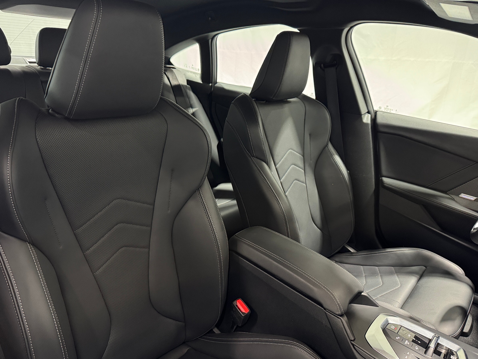 Thumbnail: 2025 BMW 2 Series - 2