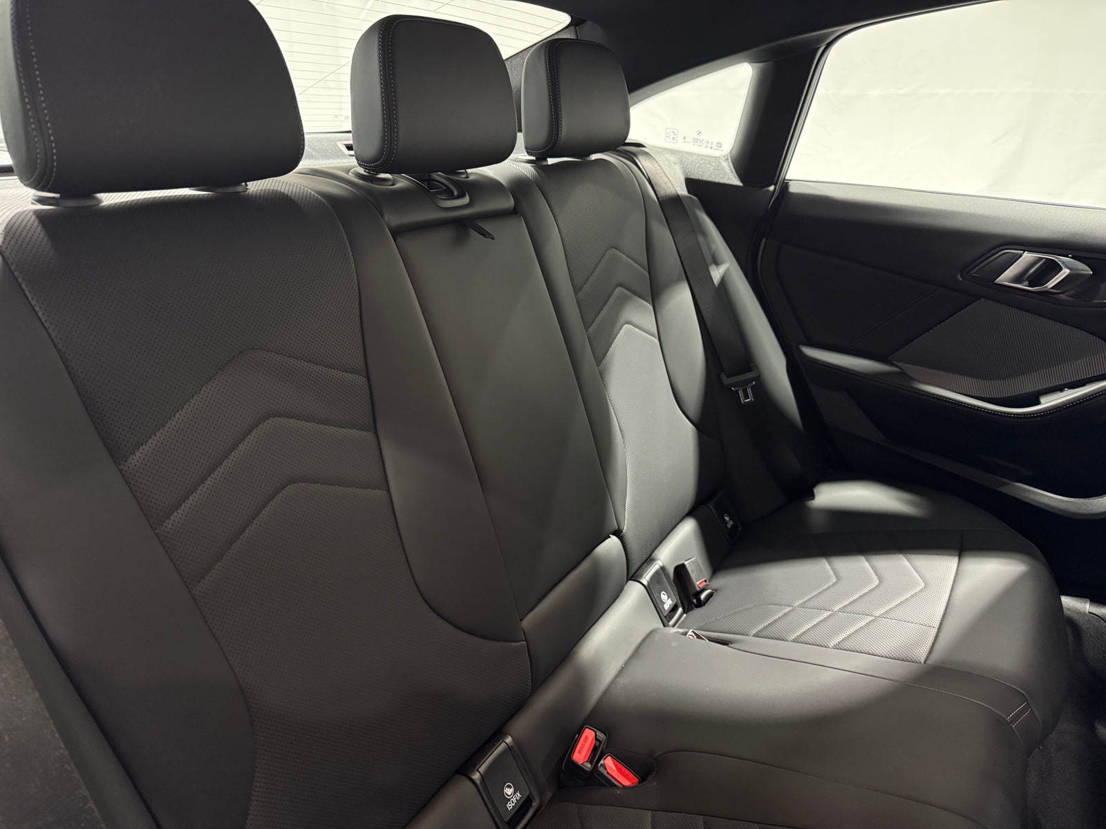 Thumbnail: 2025 BMW 2 Series - 6