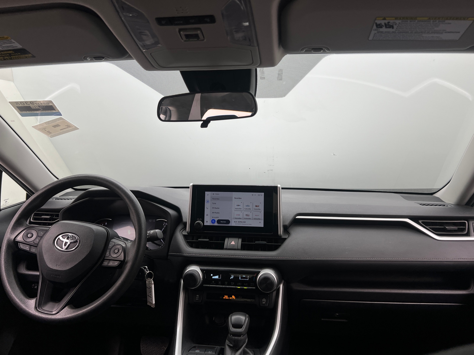 Thumbnail: 2024 Toyota RAV4 - 3