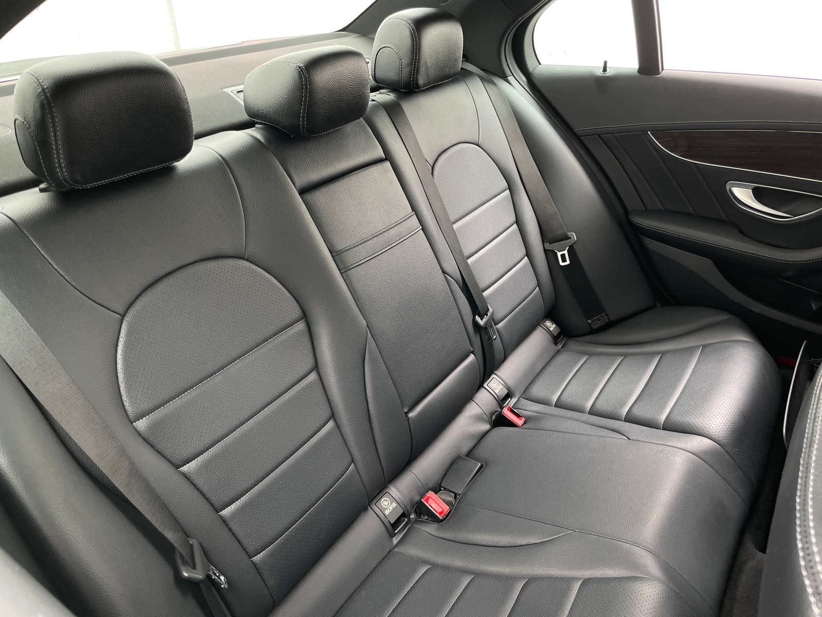 Thumbnail: 2015 Mercedes-Benz C-Class - 5