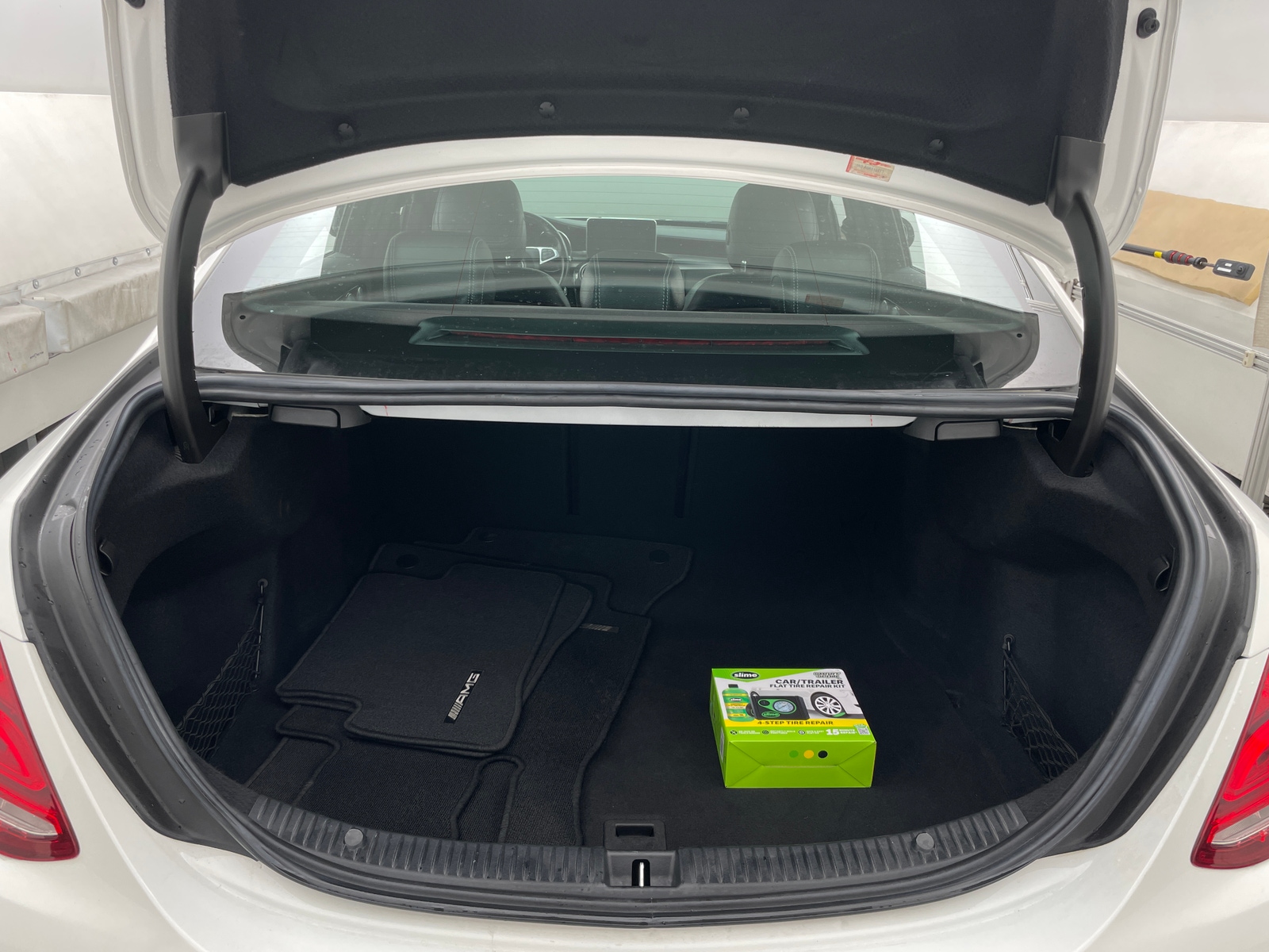 Thumbnail: 2015 Mercedes-Benz C-Class - 6