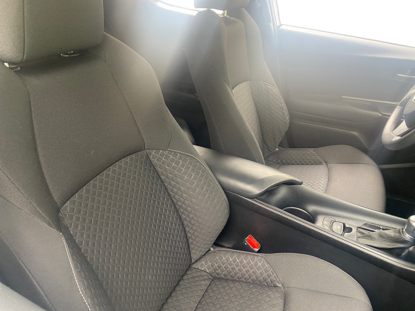 Thumbnail: 2021 Toyota C-HR - 2