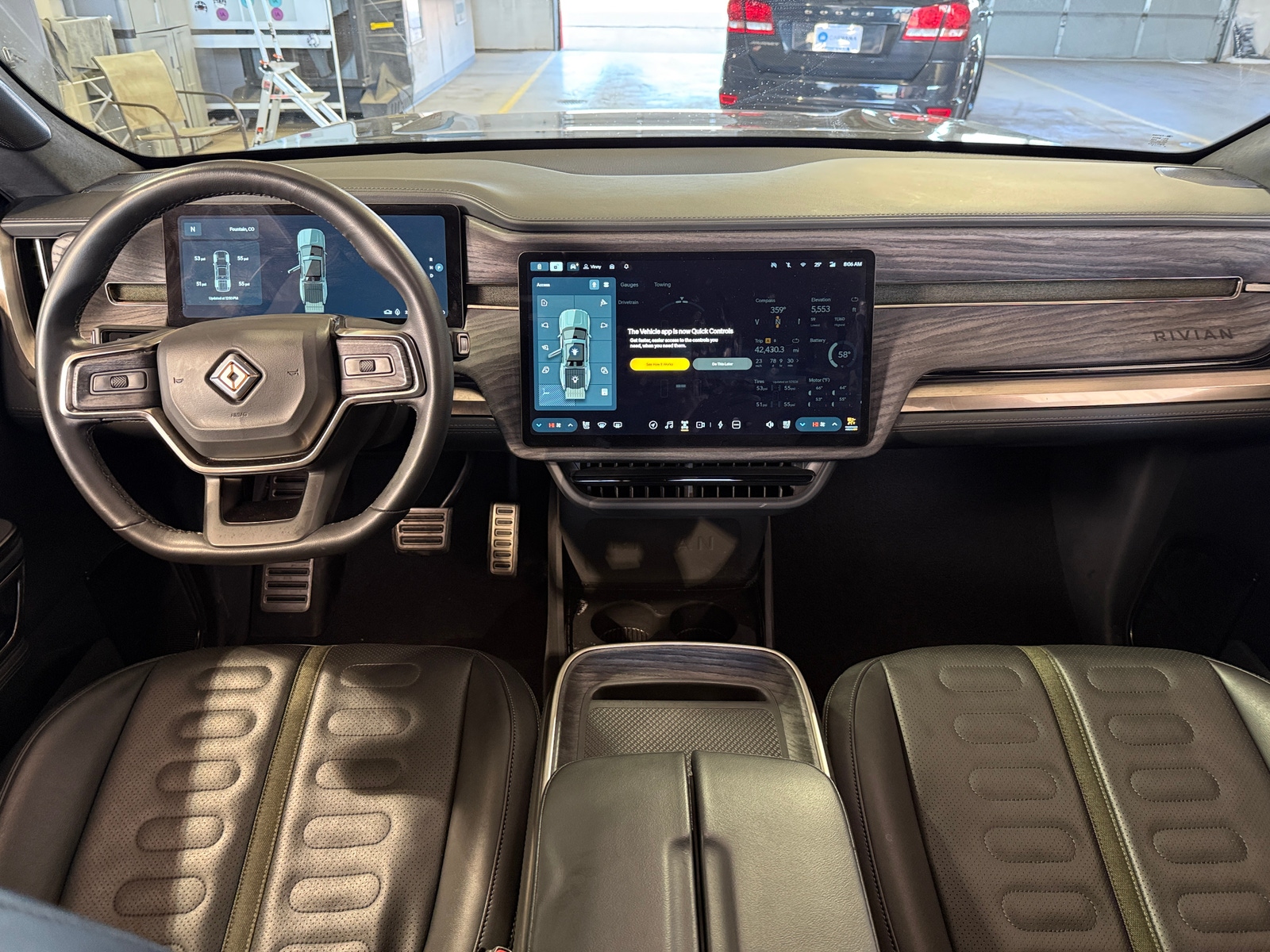 Thumbnail: 2022 Rivian R1T - 2