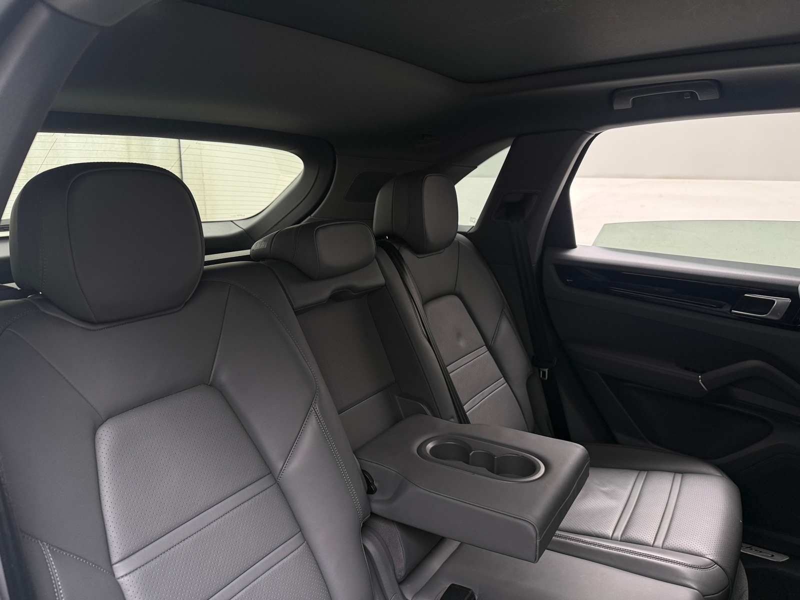 Thumbnail: 2019 Porsche Cayenne - 5