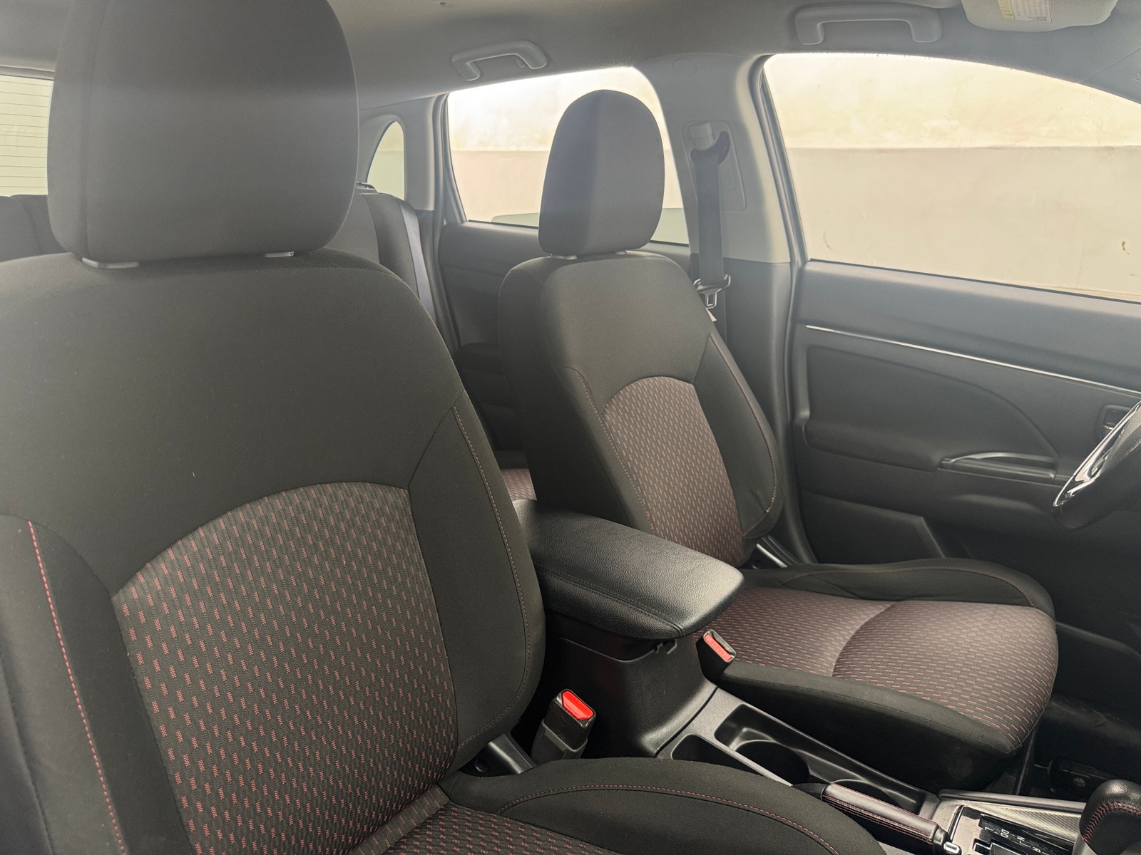 Thumbnail: 2019 Mitsubishi Outlander Sport - 2