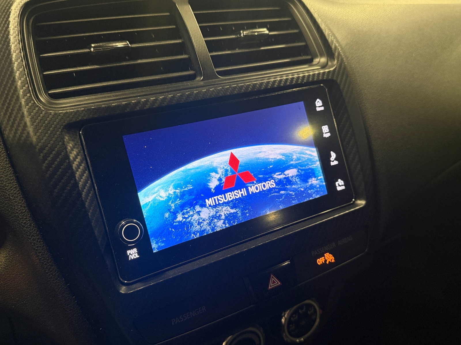 Thumbnail: 2019 Mitsubishi Outlander Sport - 4