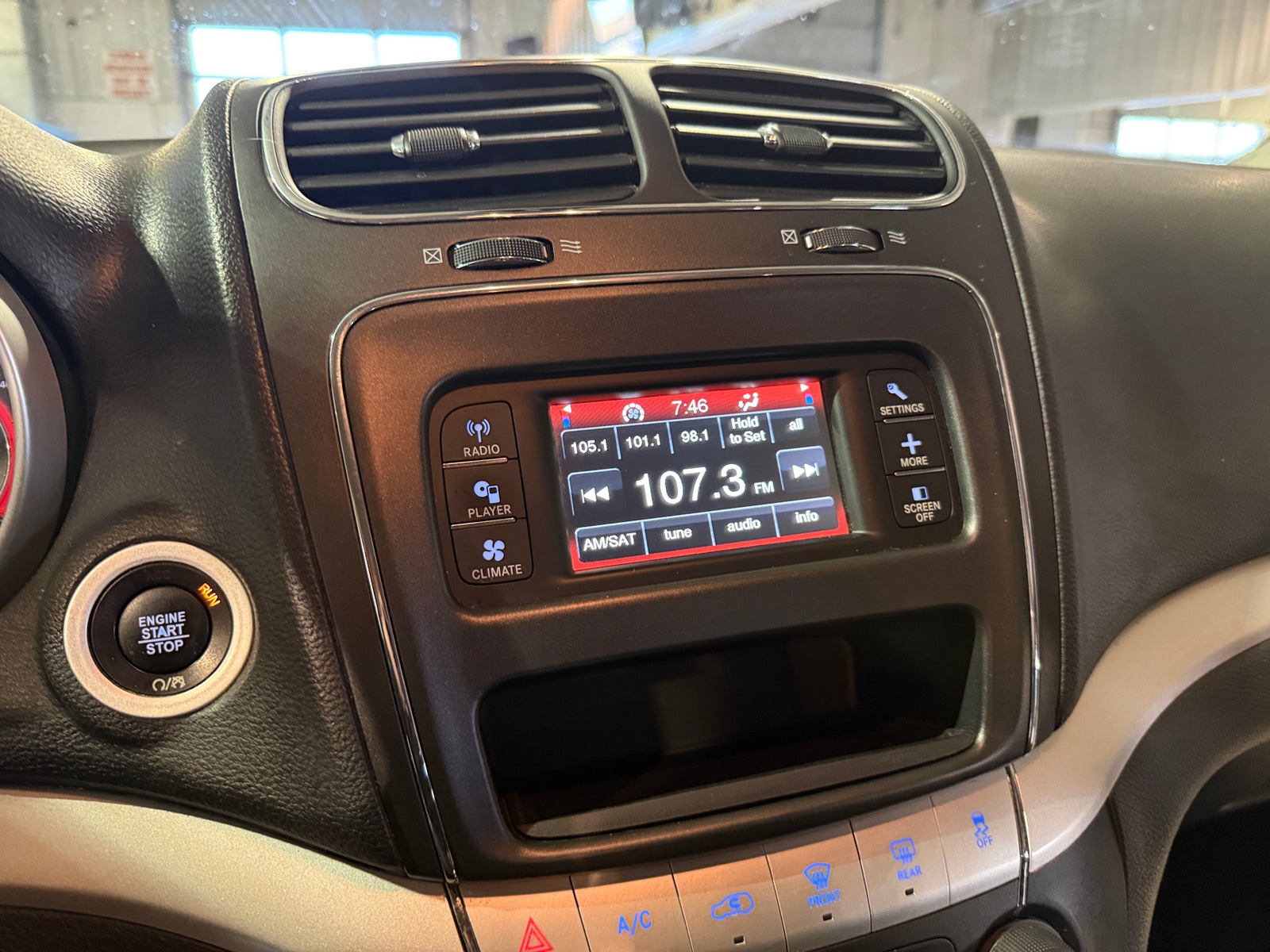 Thumbnail: 2018 Dodge Journey - 4