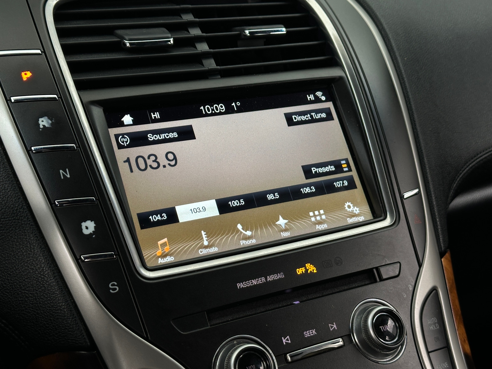 Thumbnail: 2017 Lincoln MKX - 3