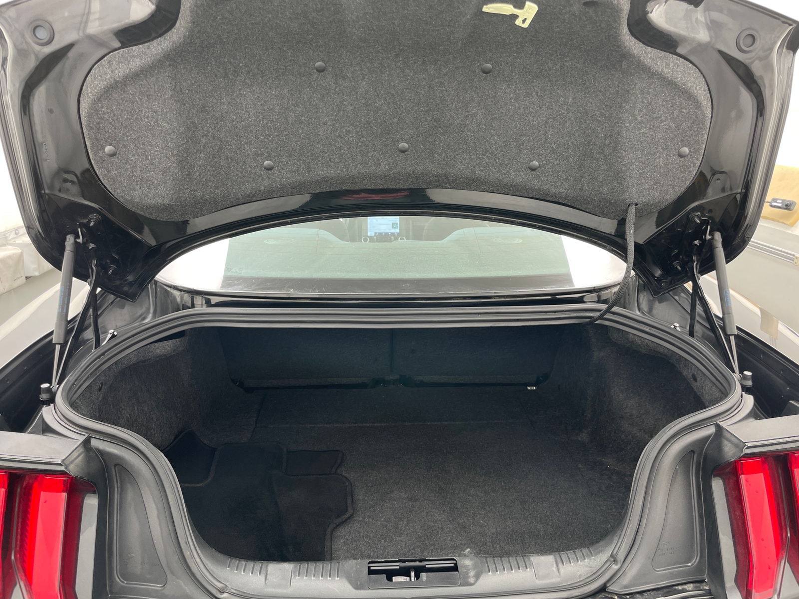 Thumbnail: 2021 Ford Mustang - 5