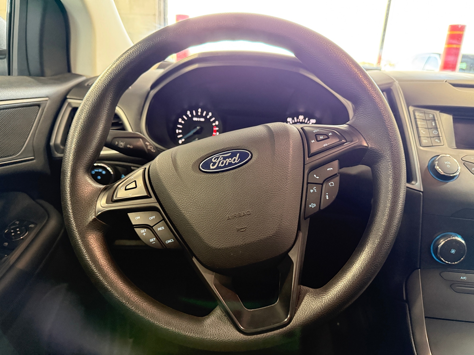 Thumbnail: 2019 Ford Edge - 5