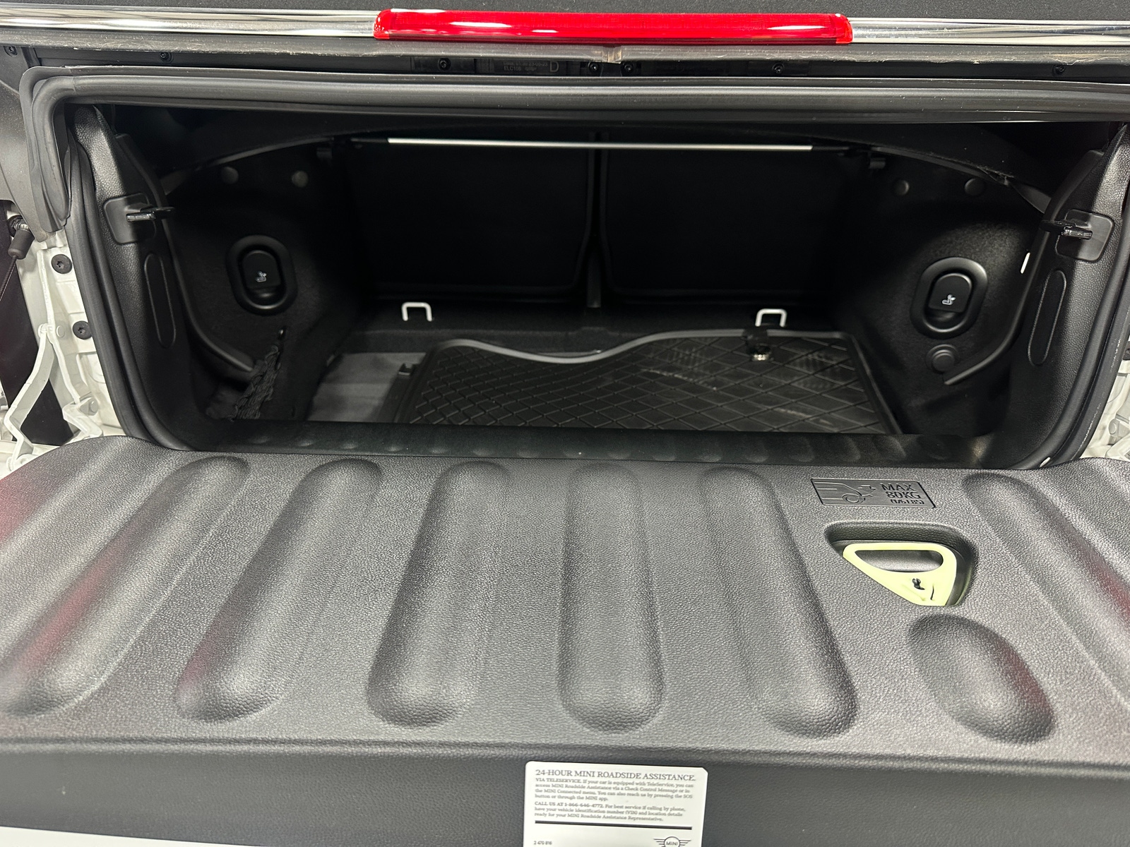 Thumbnail: 2024 MINI Cooper Convertible - 6