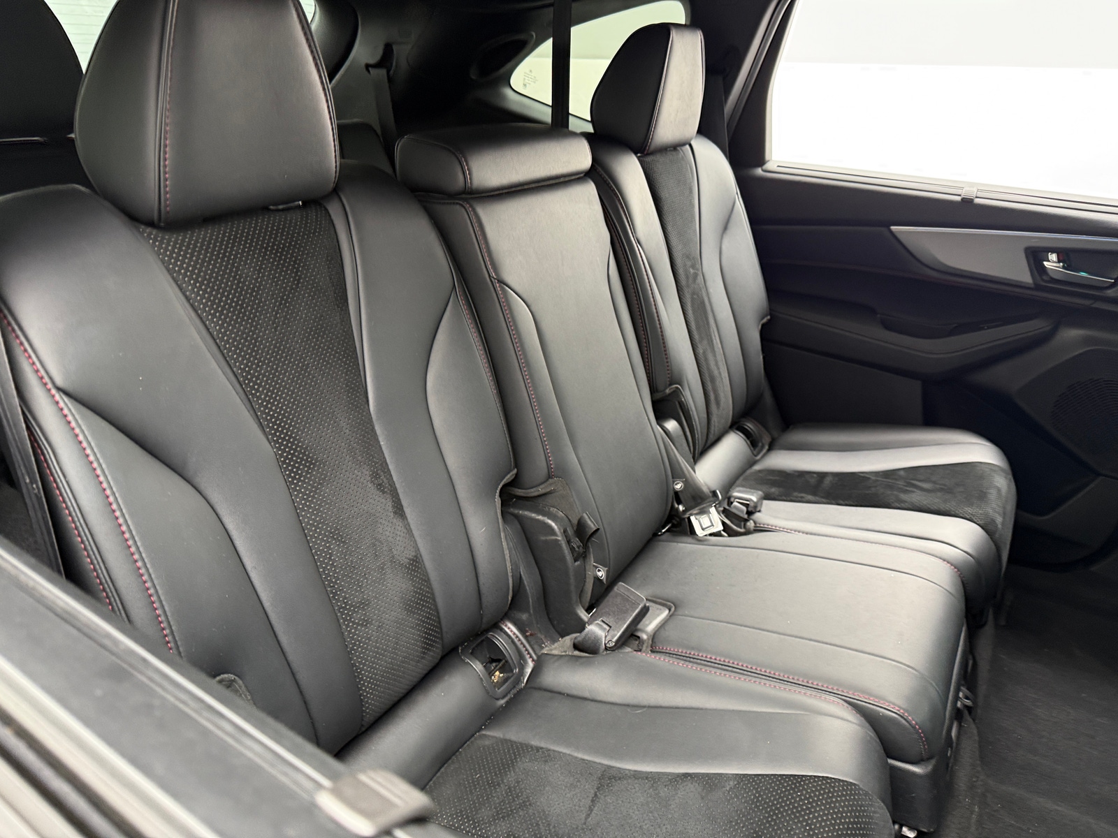 Thumbnail: 2022 Acura MDX - 5