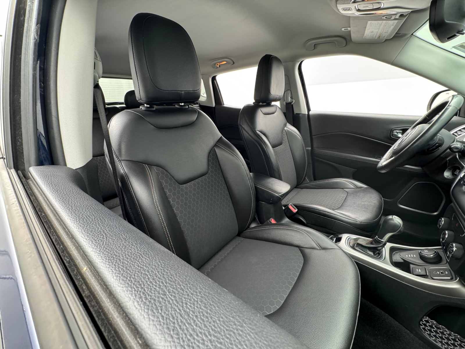 Thumbnail: 2018 Jeep Compass - 2