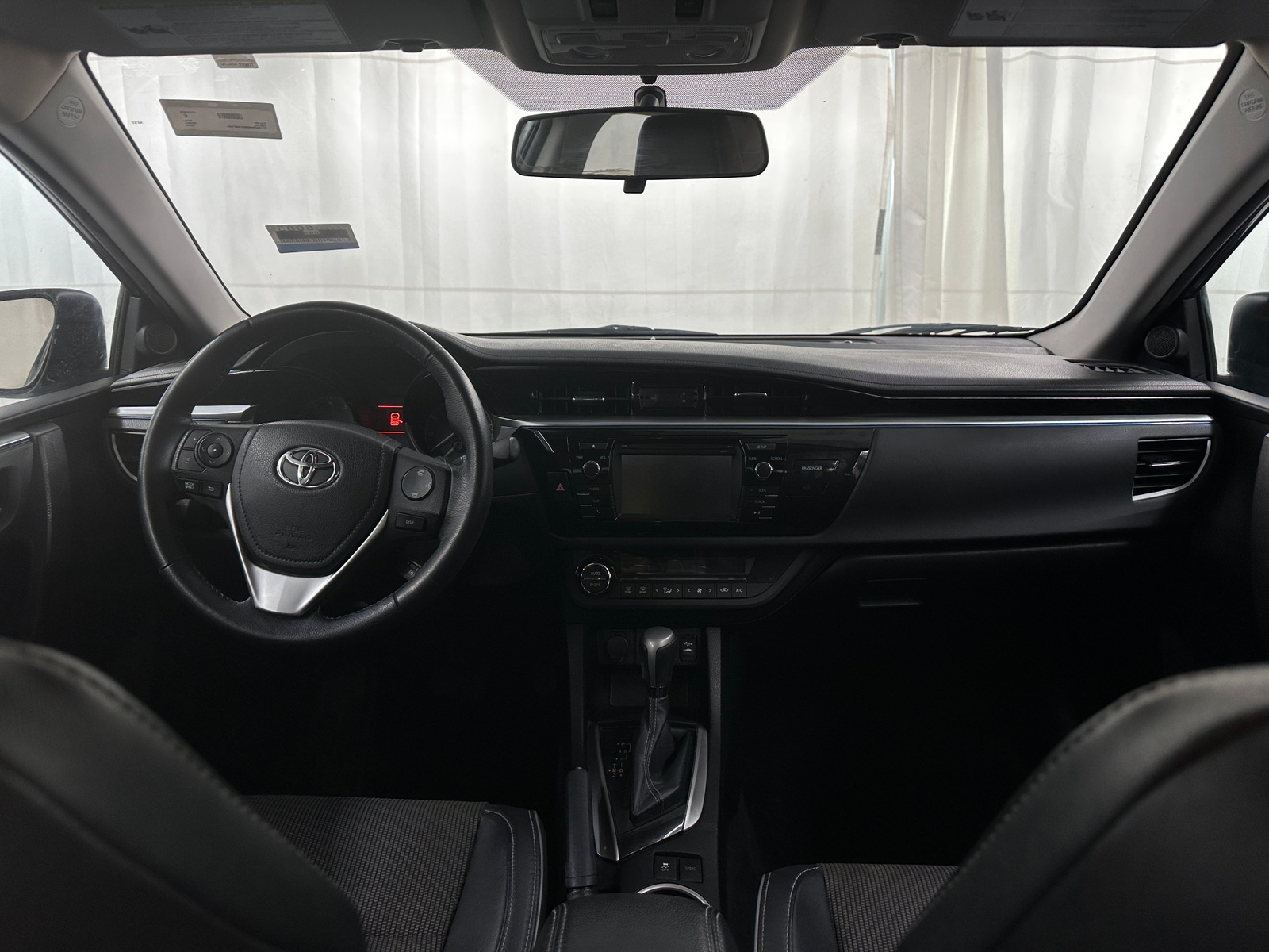 Thumbnail: 2016 Toyota Corolla - 3