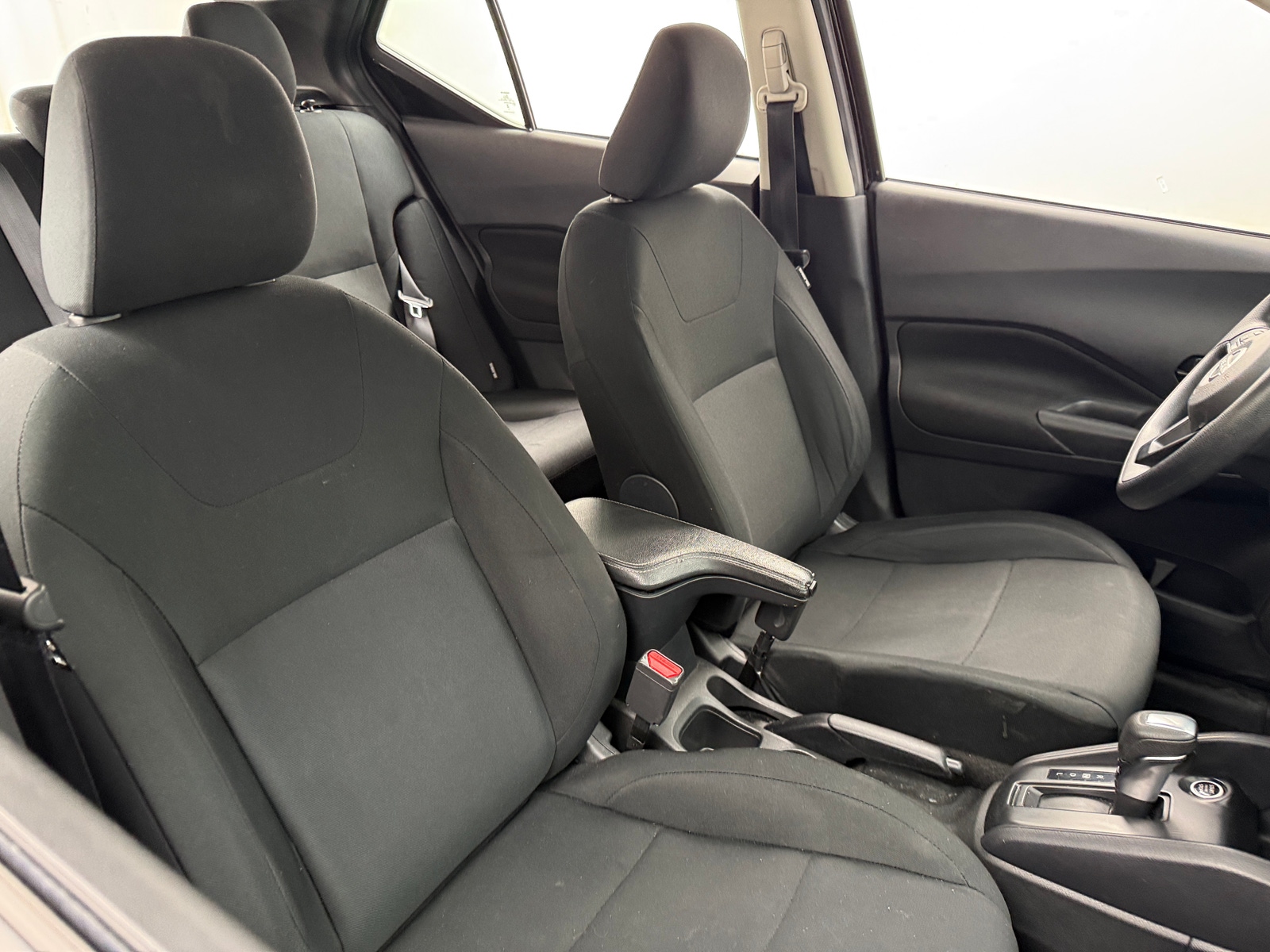 Thumbnail: 2023 Nissan Kicks - 2