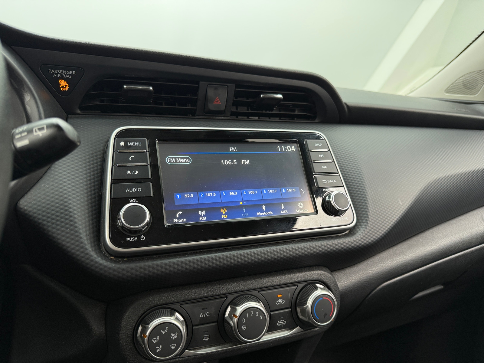 Thumbnail: 2023 Nissan Kicks - 4