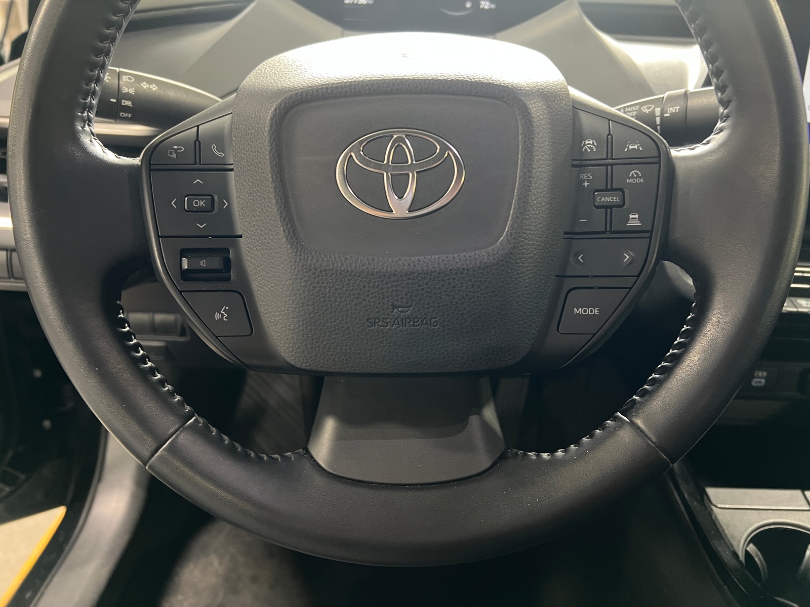 Thumbnail: 2023 Toyota Prius - 5