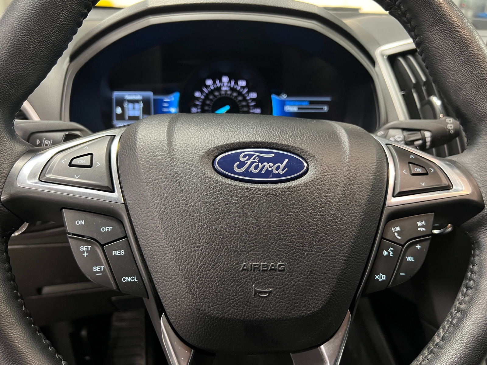 Thumbnail: 2024 Ford Edge - 4