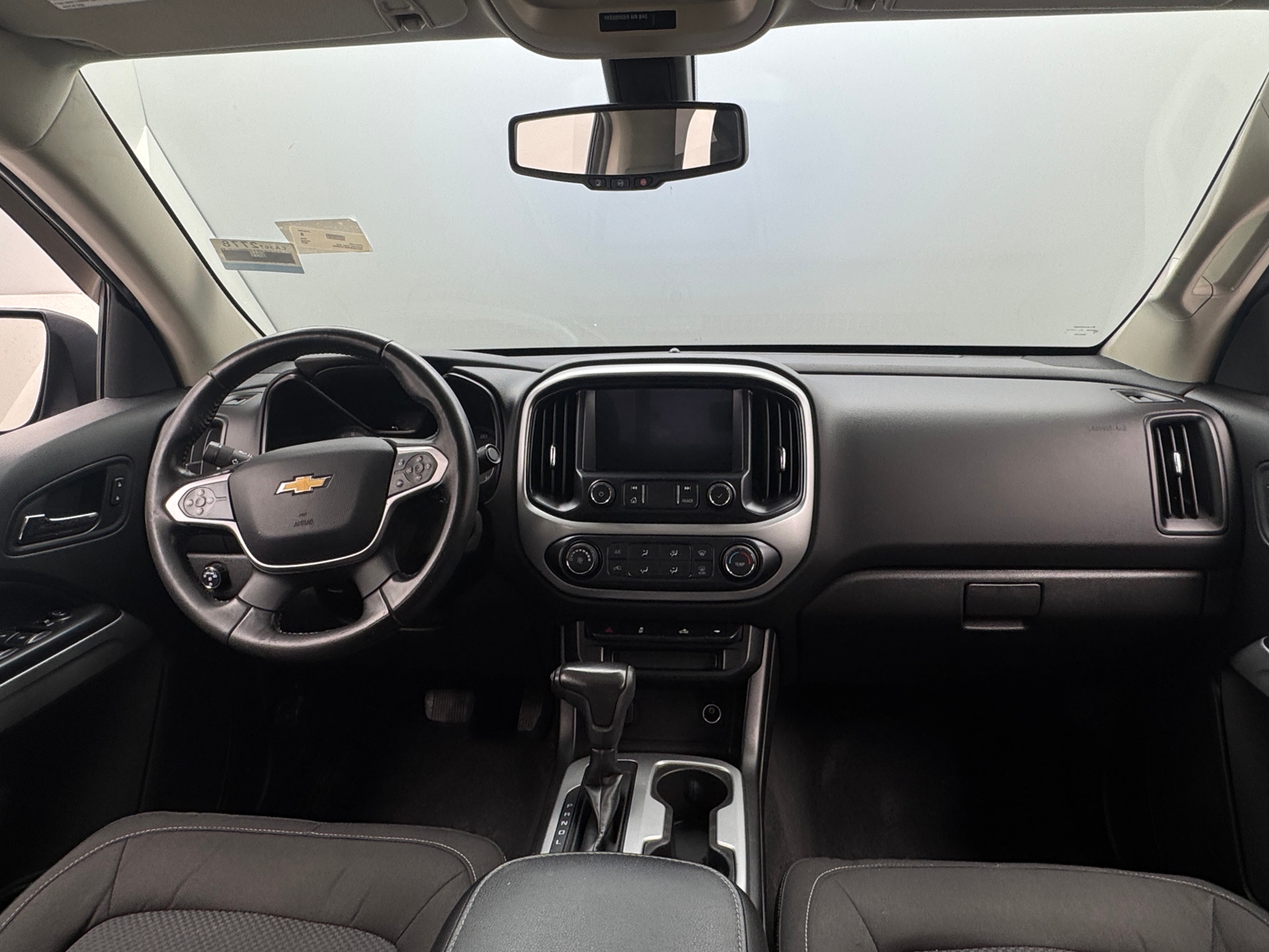 Thumbnail: 2019 Chevrolet Colorado - 3