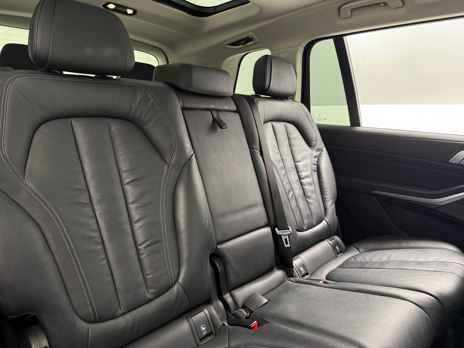 Thumbnail: 2020 BMW X7 - 5