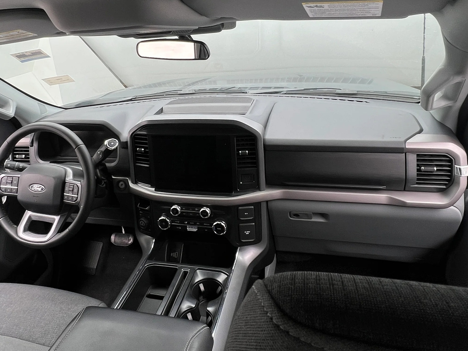 Thumbnail: 2025 Ford Econoline - 3